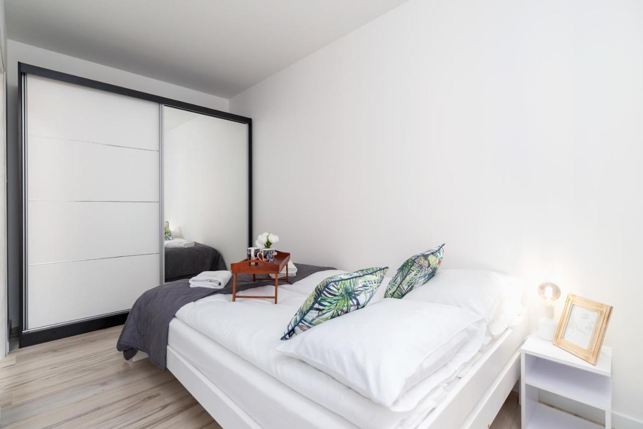 Salsa Apartments Cracow By Renters Krakau Buitenkant foto